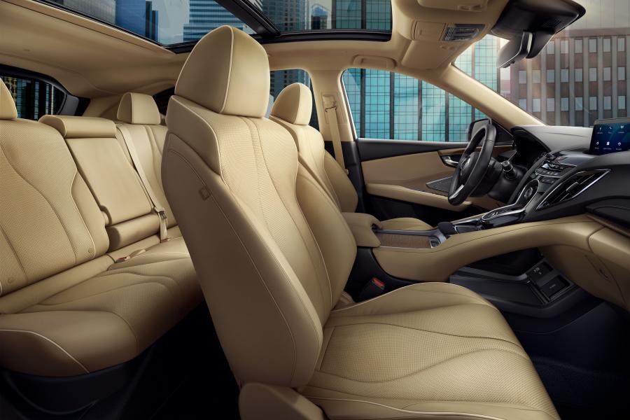 Интерьер Acura RDX 2018 года  (фото 6 из 54)